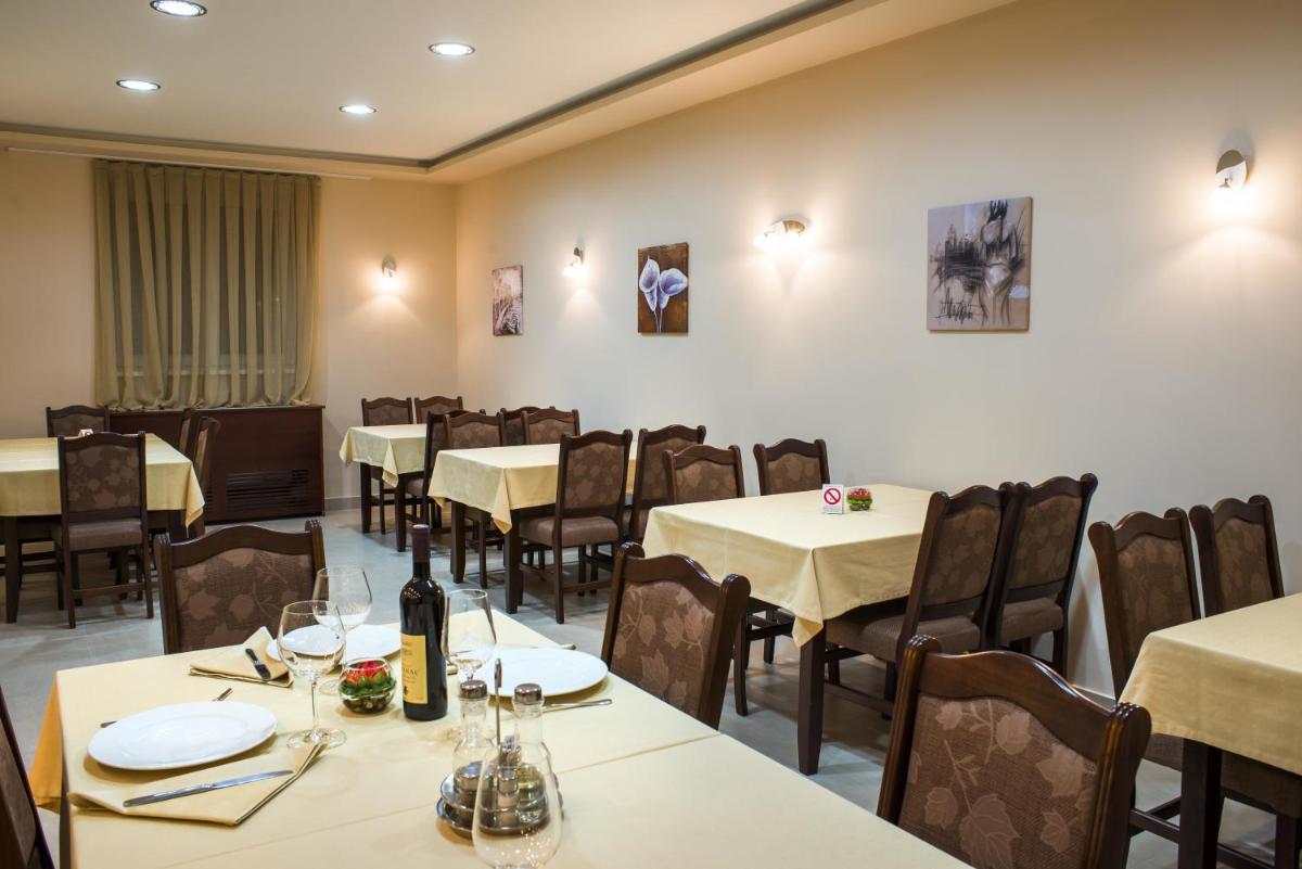 Garni Hotel Semlin B&B - Housity