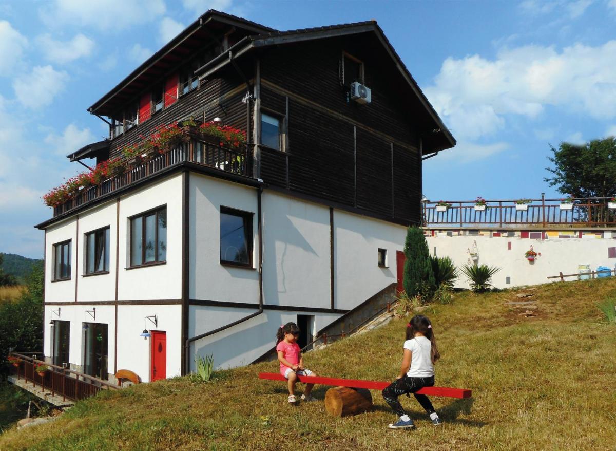 Villa AdiArt - Housity
