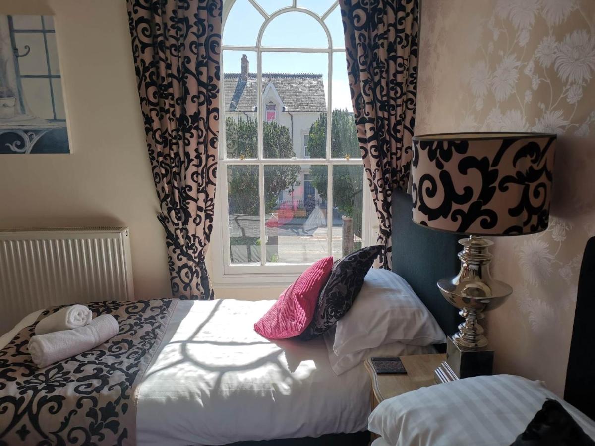 Llety Teifi Guest House - Housity