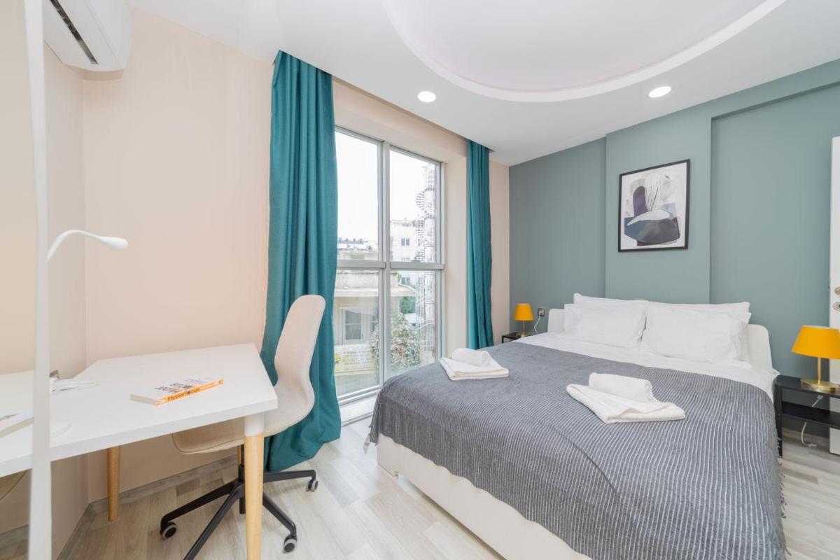 Comfortable Home near Beach w Balcony in Antalya - Housity