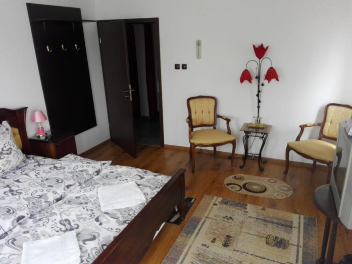 Vila Madudu - Housity