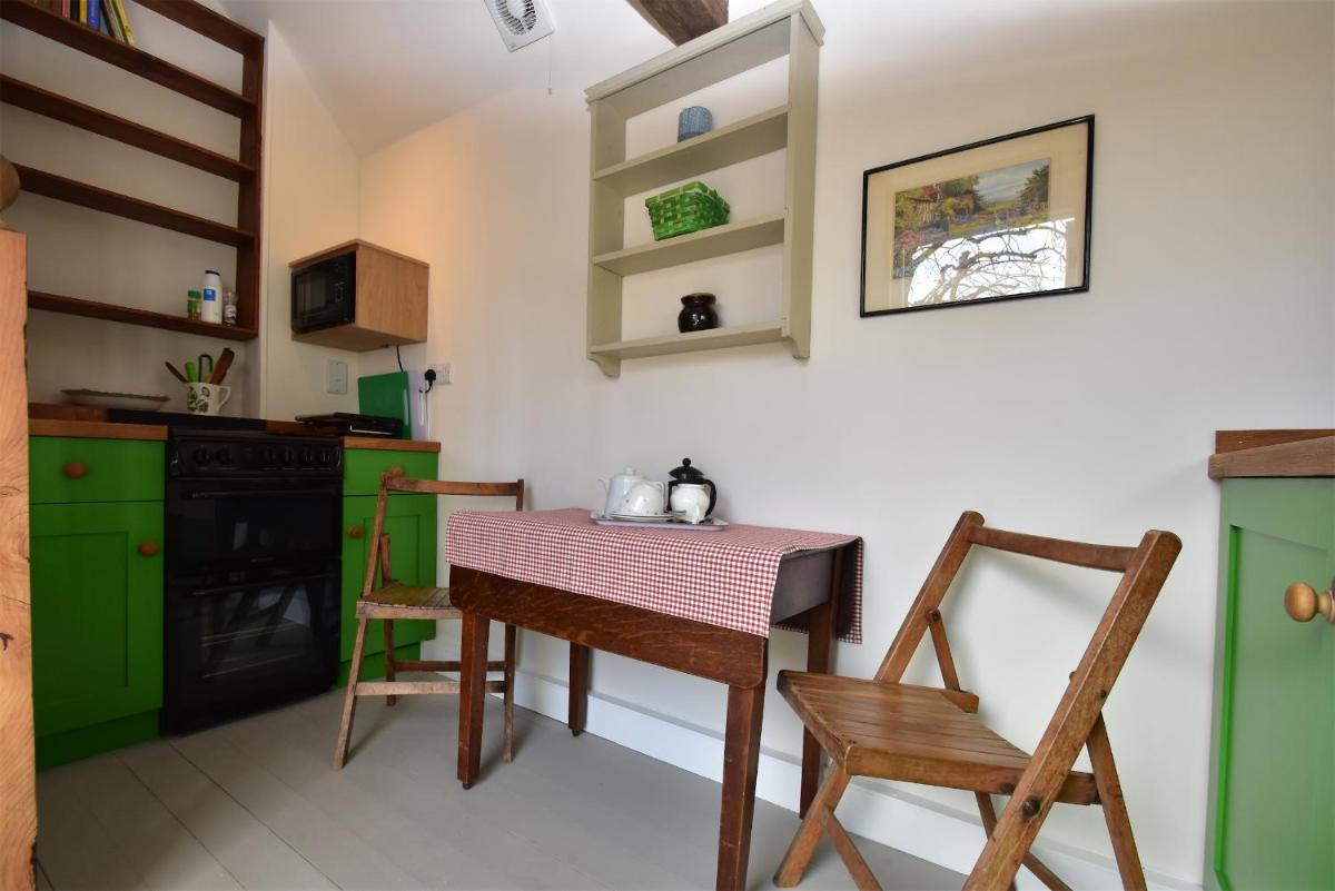 Applecote a studio apartment for two Rye, East Sussex - Housity