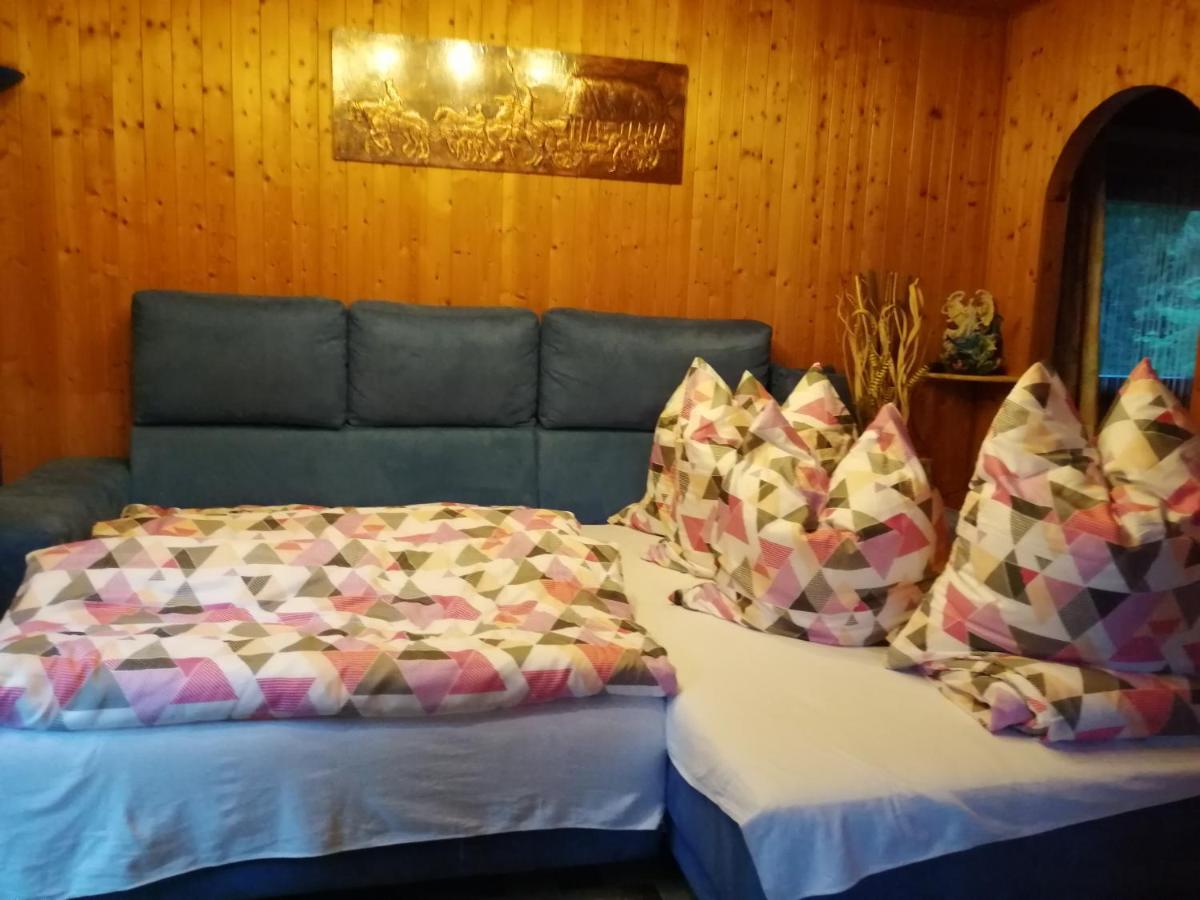 Ruhig gelegenes Ferienhaus - Housity