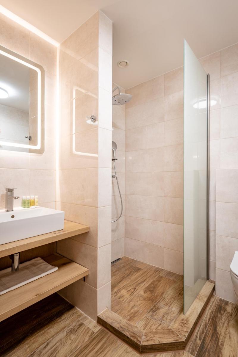 Wellness Hotel Ondrášův dvůr - Housity