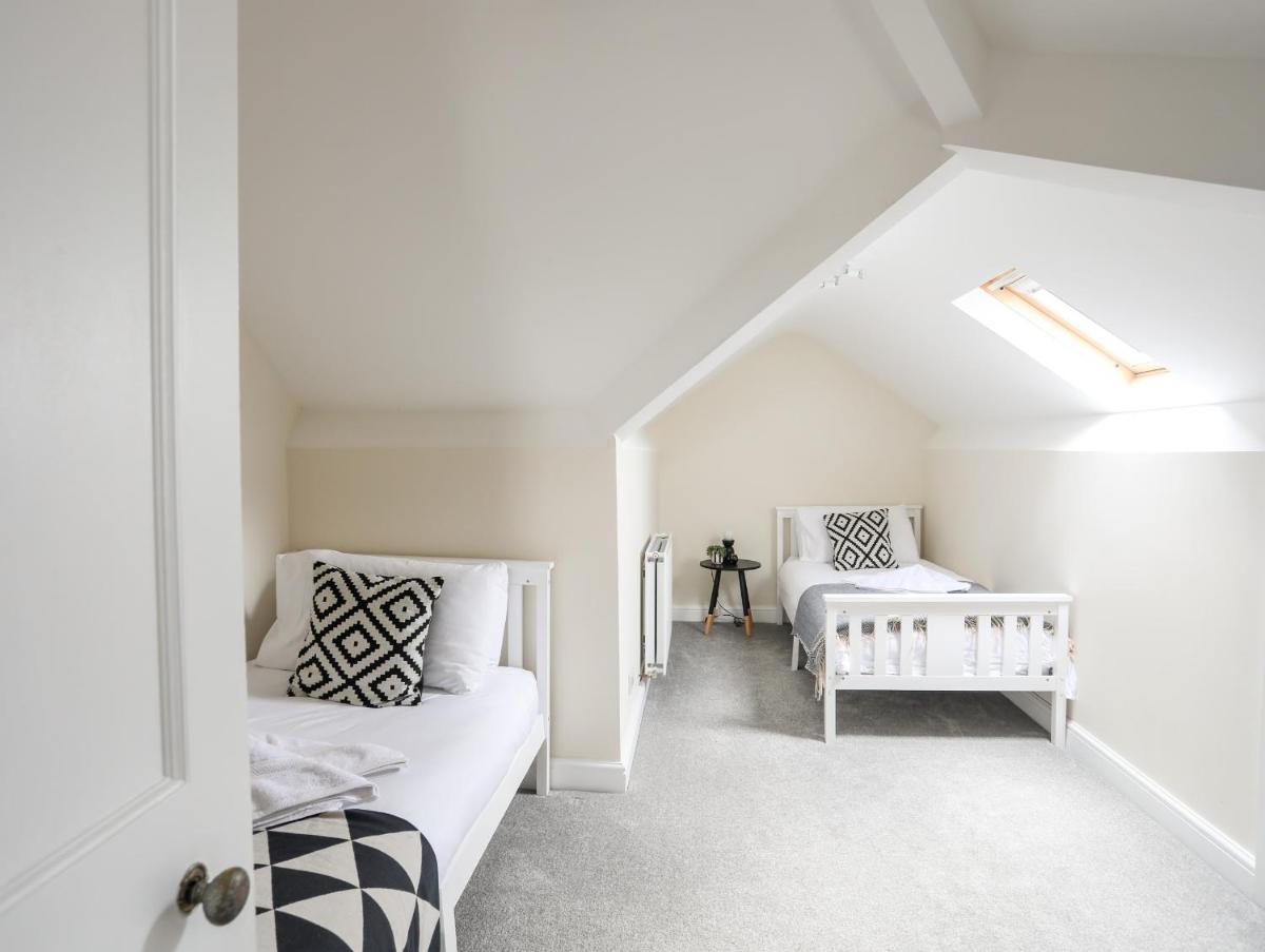 Gwynant - Bull Bay - Housity