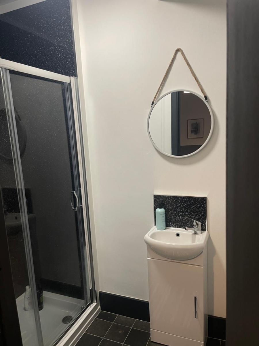 Elegant studio1 netflix bathroom close to beach - Housity