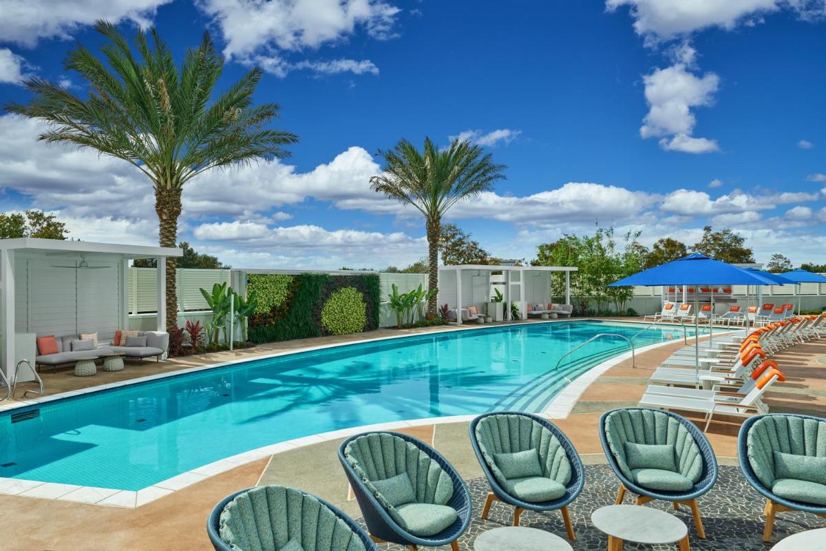 Walt Disney World Swan Reserve - Housity