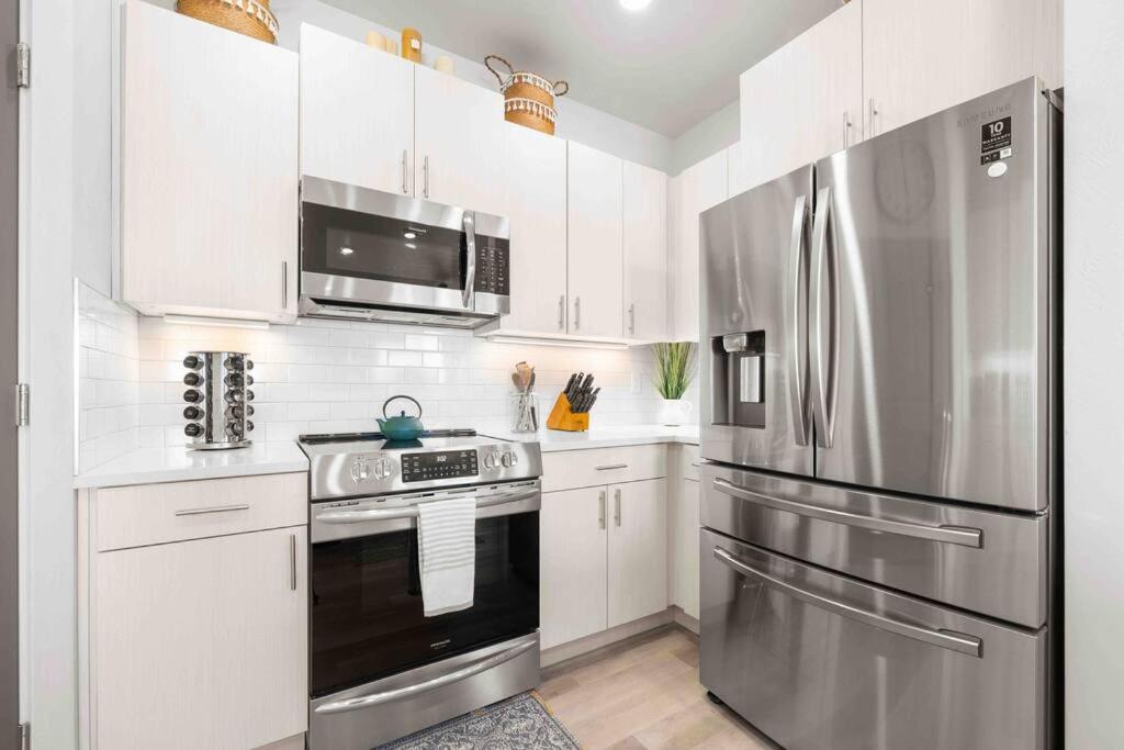 The True Badger Honey House - Housity