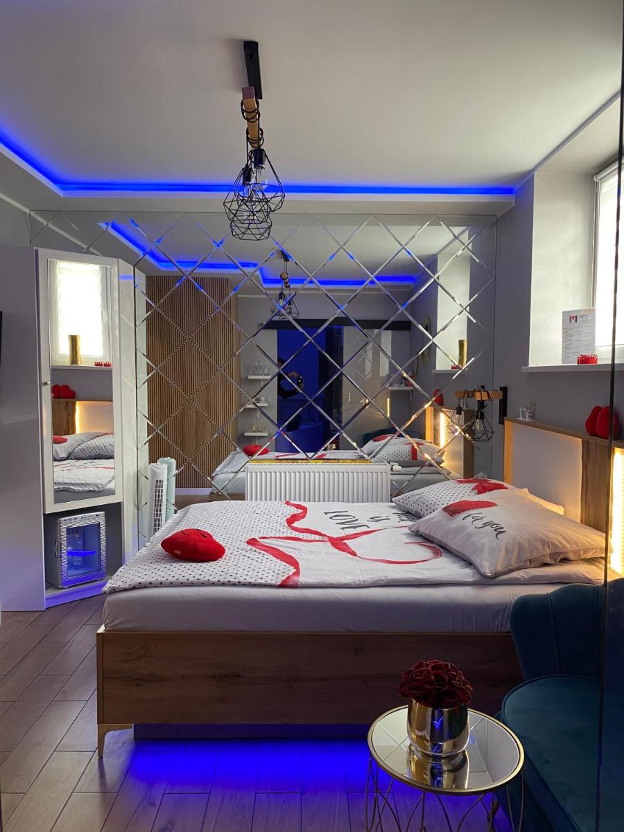 Apartament "Love" Centrum z dużą wanną dla Dwojga - Hizvo