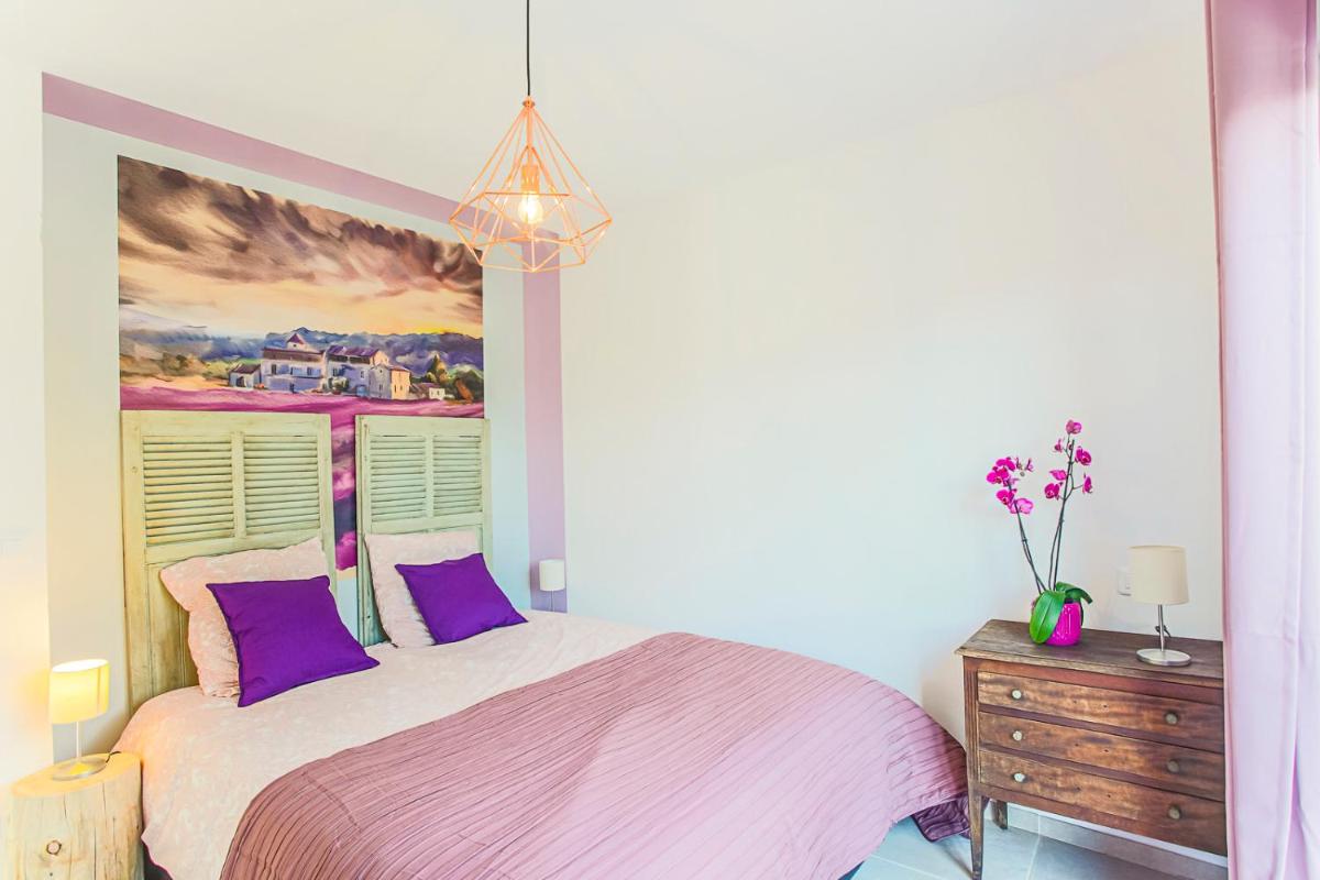 VILLA - SPA JACUZZI - TERRASSES - CLIM & BBQ - La Valette-du-Var - Housity