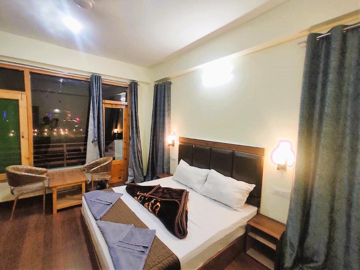 HOTEL NEW PANCHALI - Housity