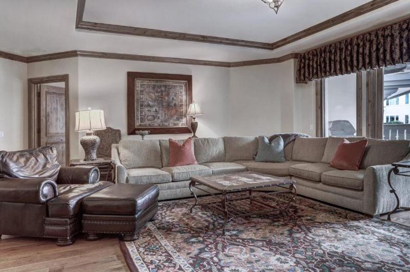 Vail Arrabelle 2 Bedroom Residence - Housity