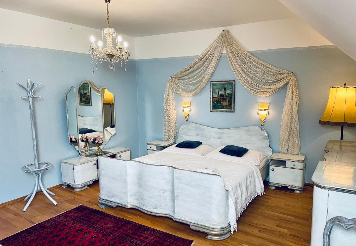 Hotel Barcadam - Housity