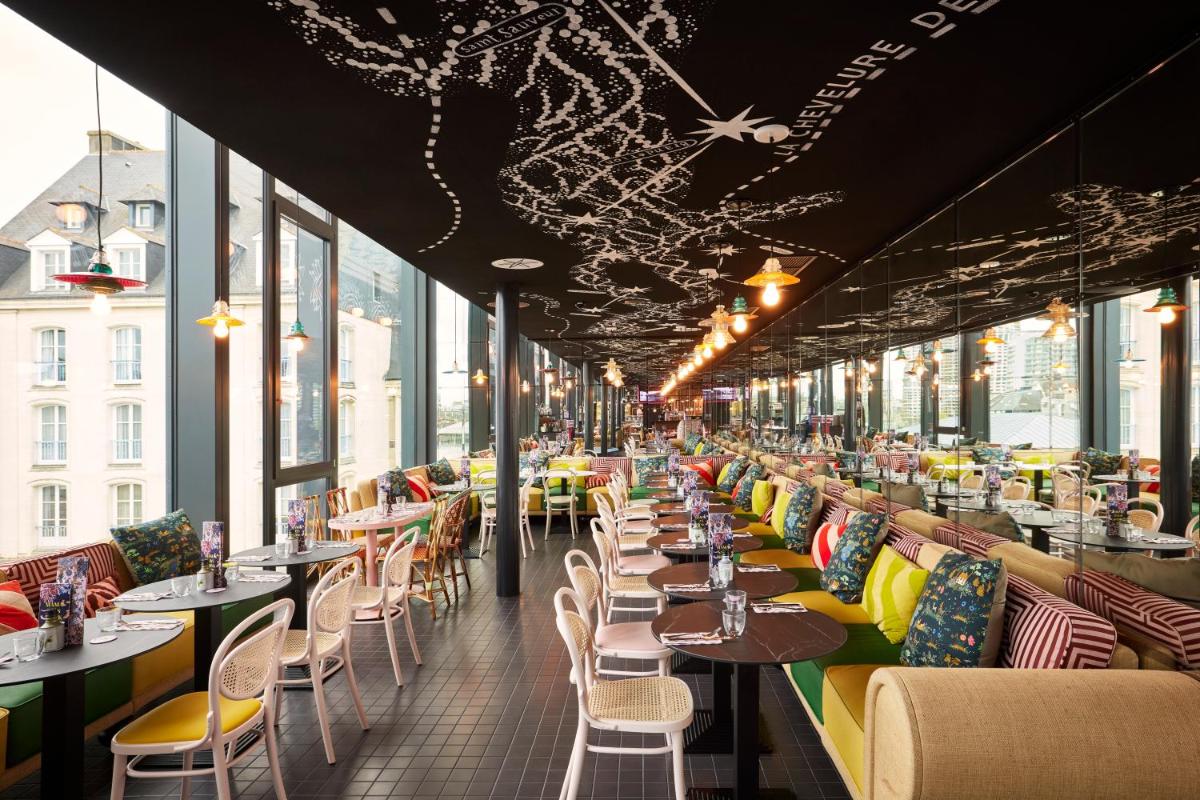 Restaurant ou autre lieu de restauration dans l'établissement Mama Shelter Rennes