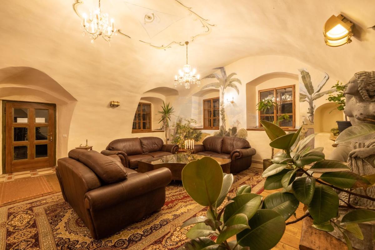 Hotel Barcadam - Housity
