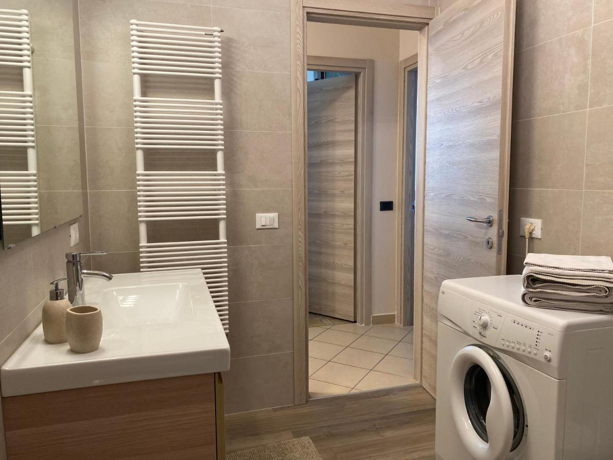 Flowers & garden apartment con vista lago - Housity