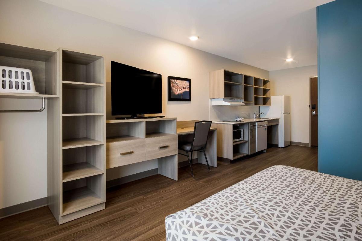 WoodSpring Suites Grand Rapids Kentwood - Housity