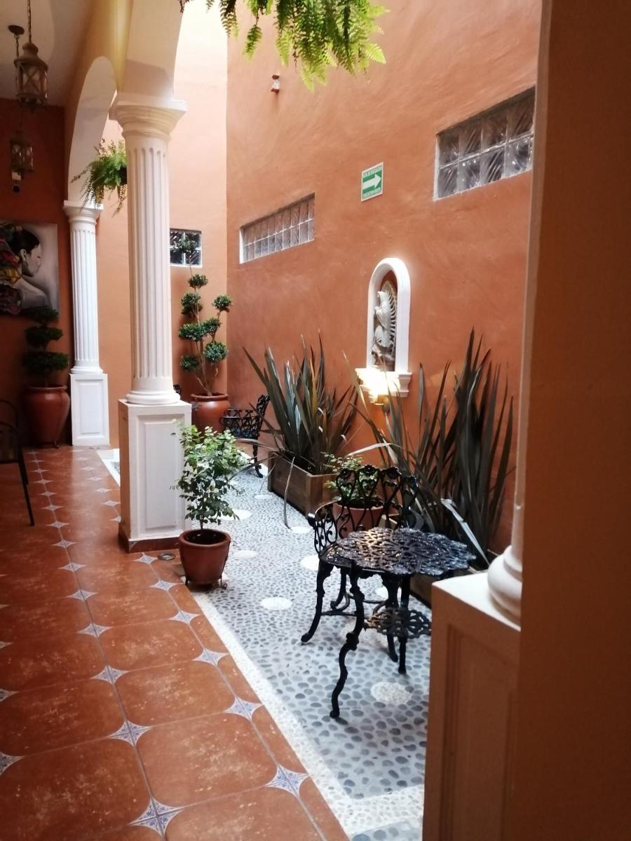 Hotel Victorina de Híjar - Housity