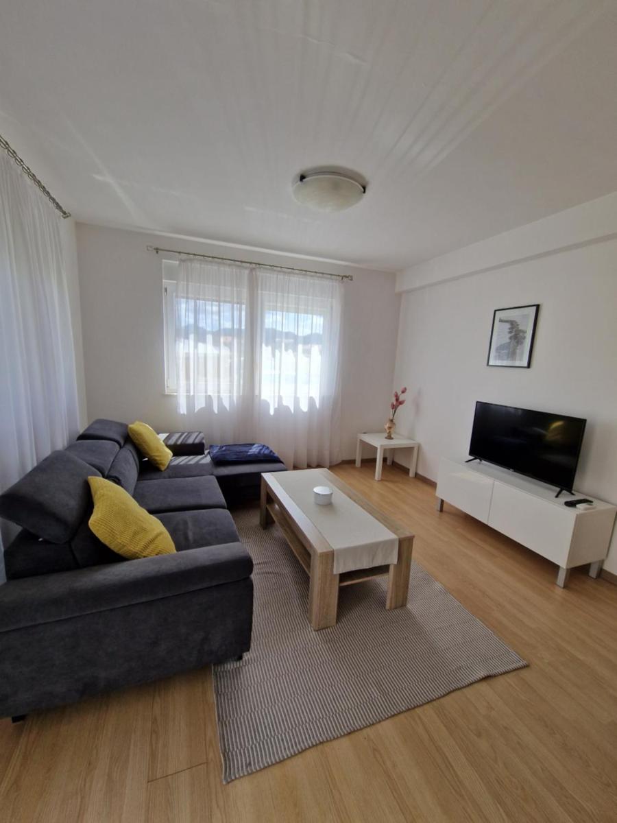 Apartment Melody - Housity
