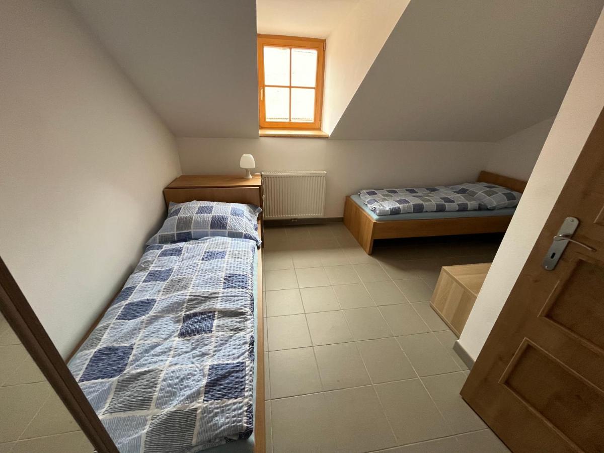 Apartmány Pod Věží Borovany - Housity
