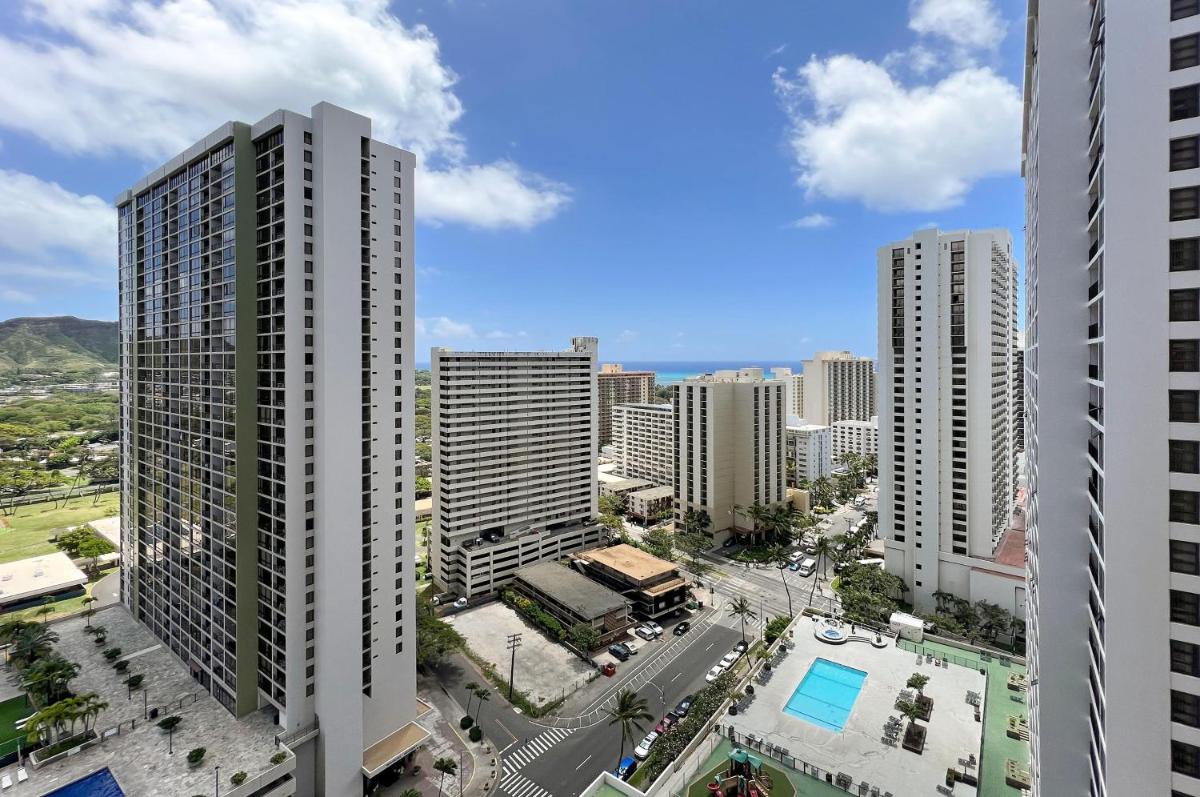 Waikiki Banyan #2608-T2 - Housity