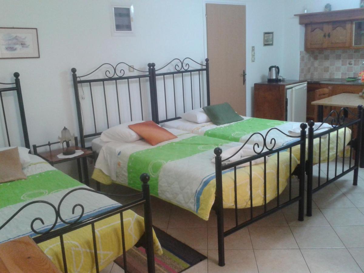 HERMOUPOLI ROOMS - Housity