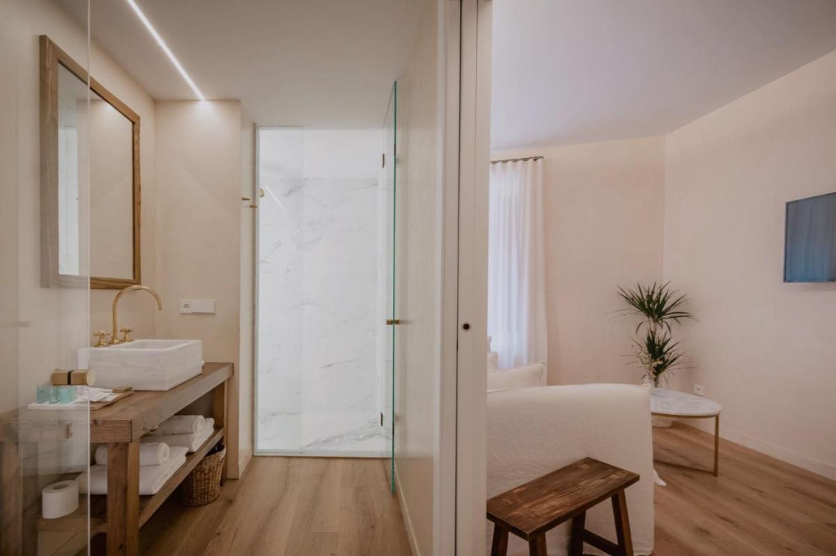 Un baño de Hotel Palau Macelli & Spa