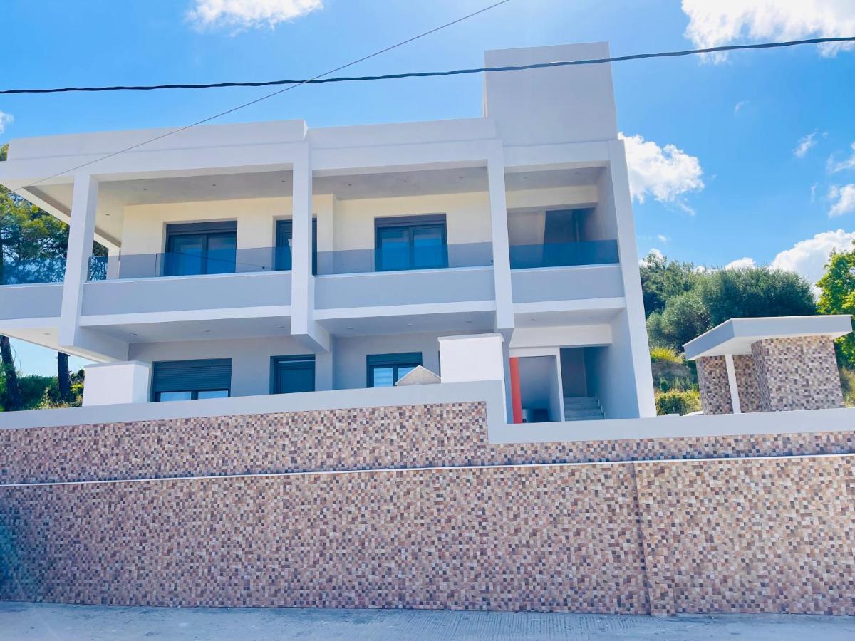 Vixen Apartment - Housity