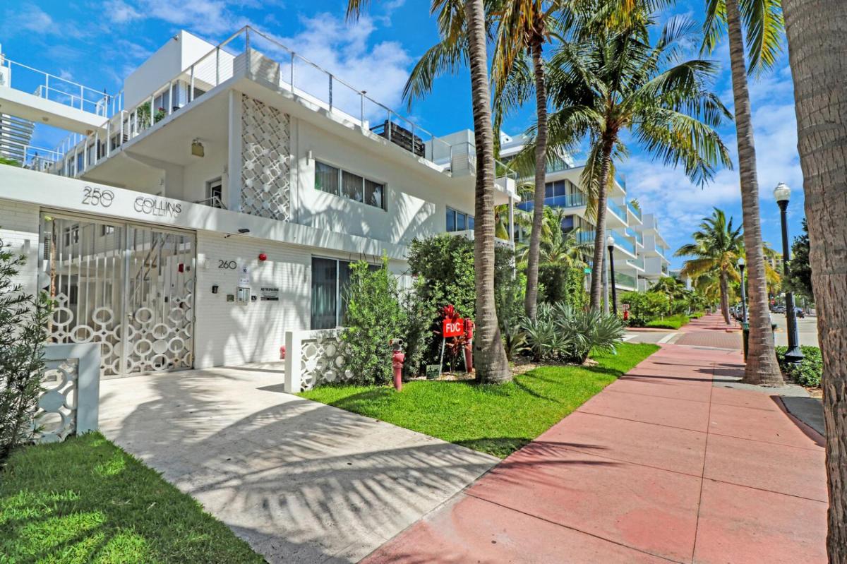 250 Collins I Sextant - Housity