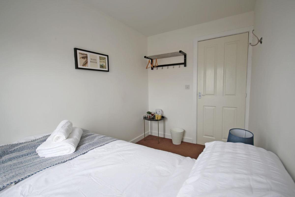 Comfortable modern townhouse in Long Eaton - Housity