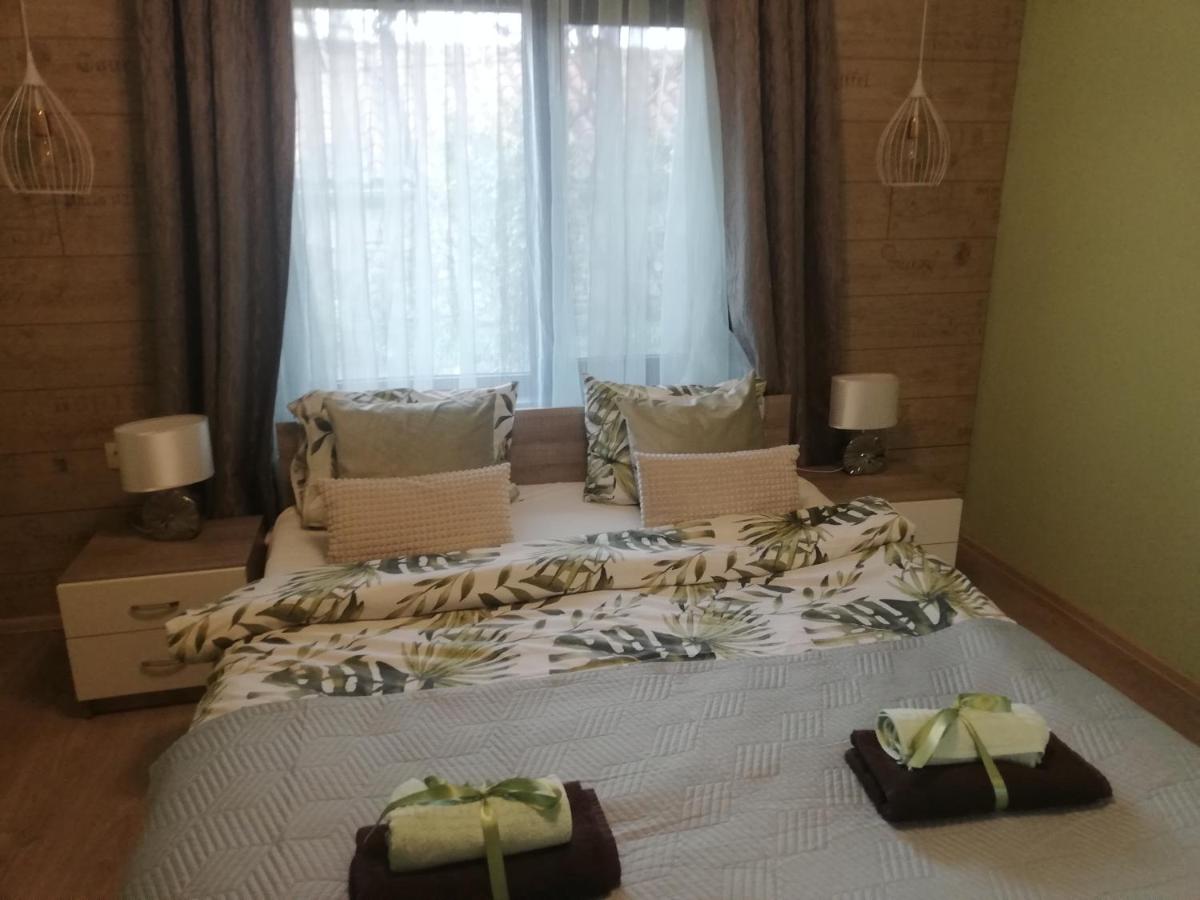 Quiet Nook House - Housity
