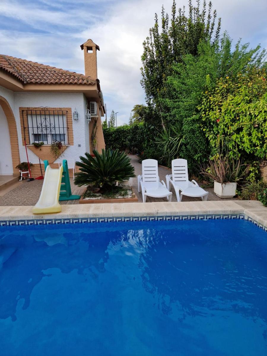 Suitetrails - Casa cerca de Sevilla con piscina