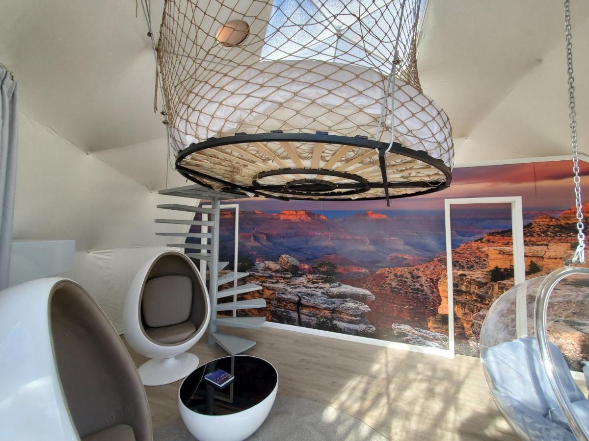 Clear Sky Resorts - Grand Canyon - Unique Sky Domes - Housity