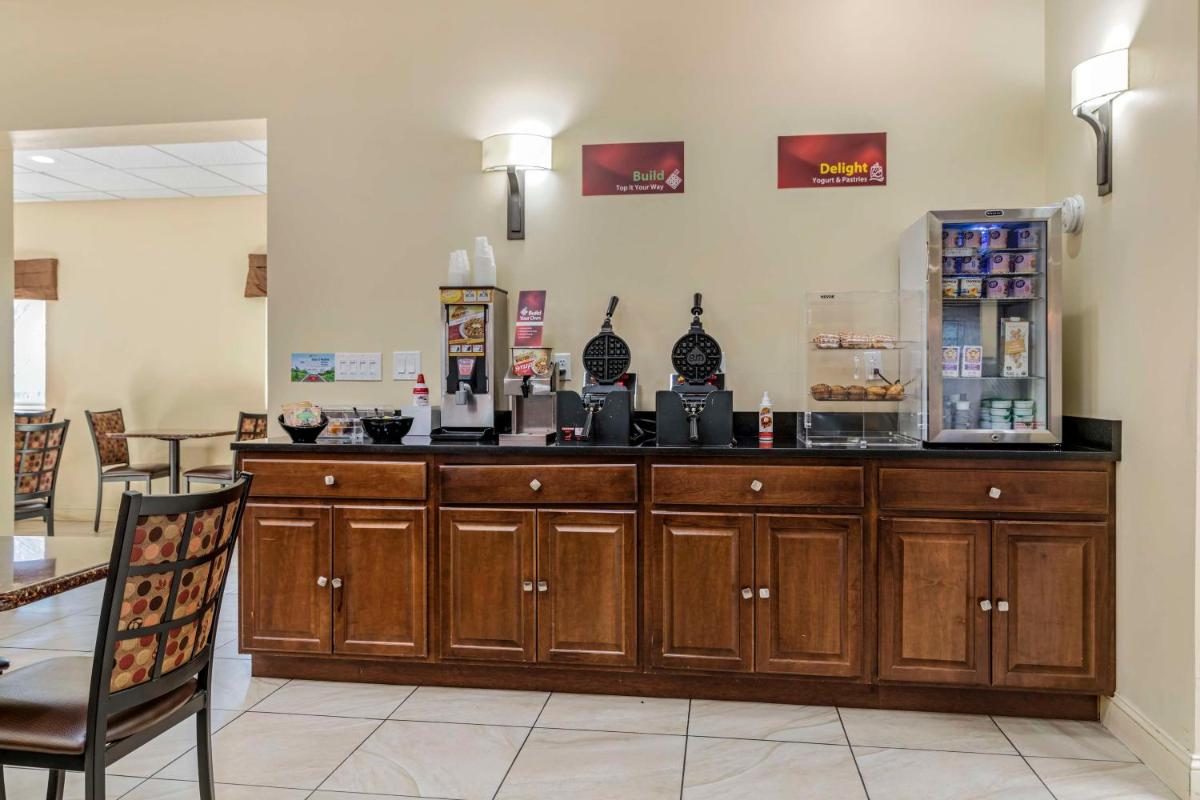 Best Western Plus Augusta Civic Center Inn - Housity