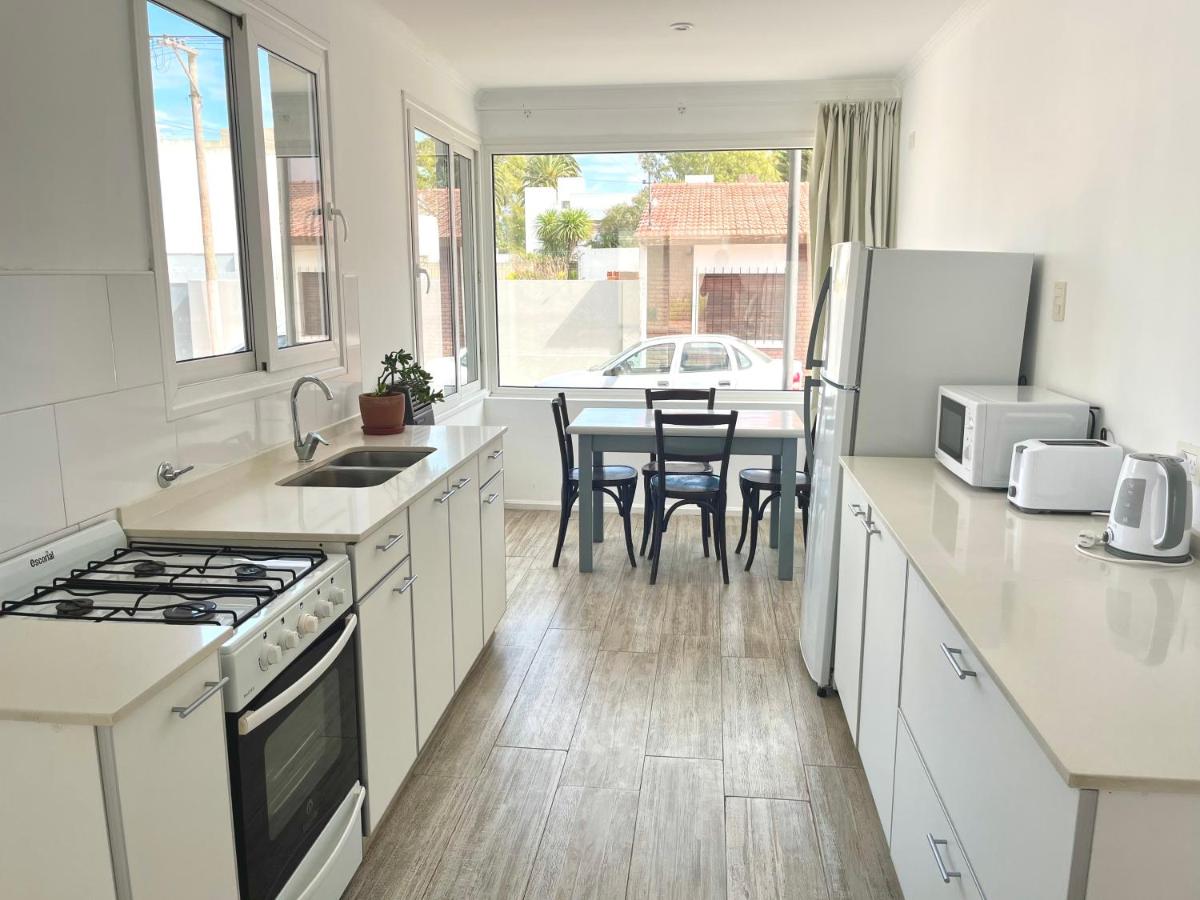 Gran departamento a metros de la laguna para parejas - Housity