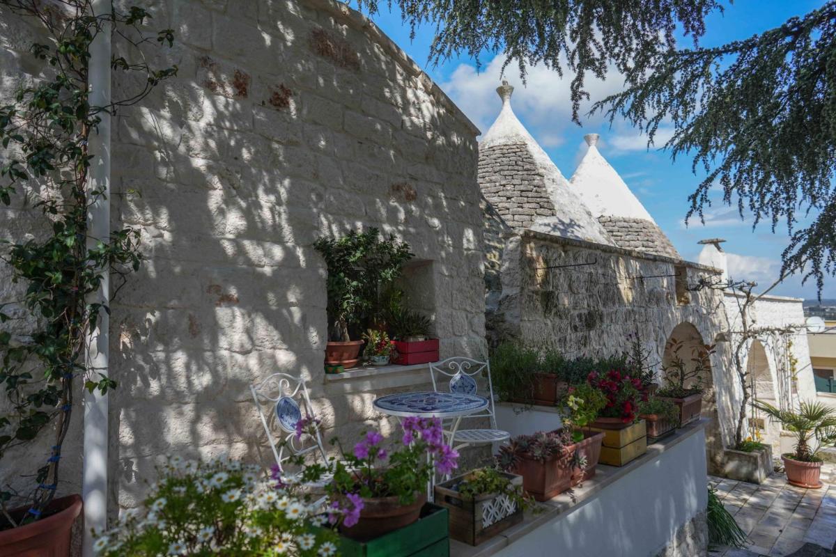 Trulli di Puglia - Casa vacanze in Valle d'Itria - Housity