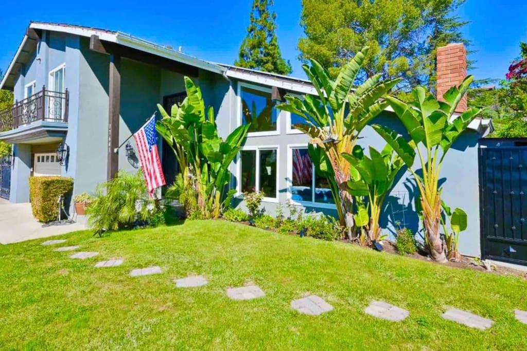 Suitetrails - Luxury house w/high ceiling. Large Patio. w/Views