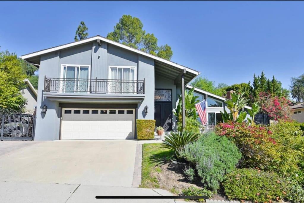 Suitetrails - Luxury house w/high ceiling. Large Patio. w/Views