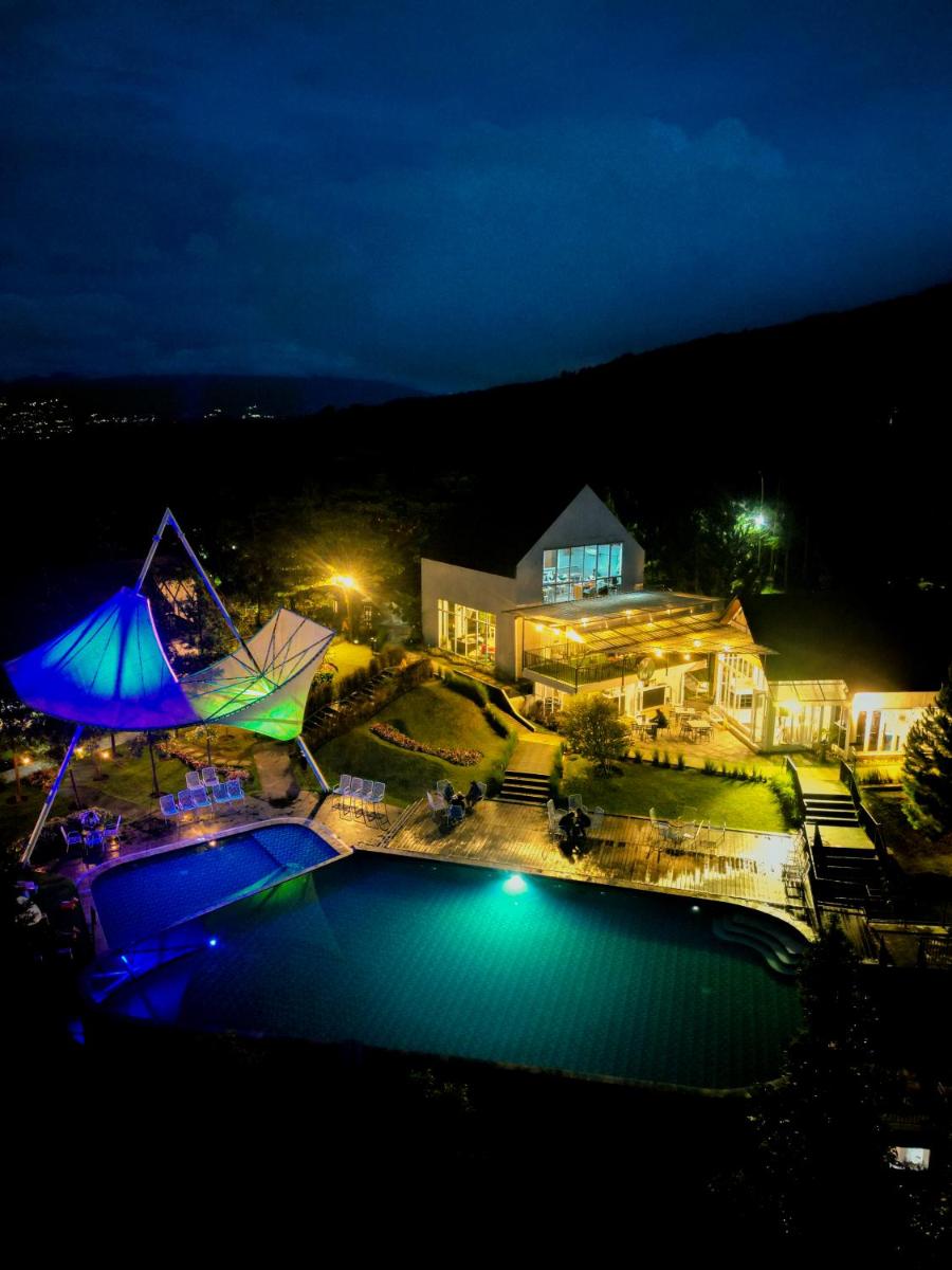 Leuweung Geledegan Ecoldge - Housity