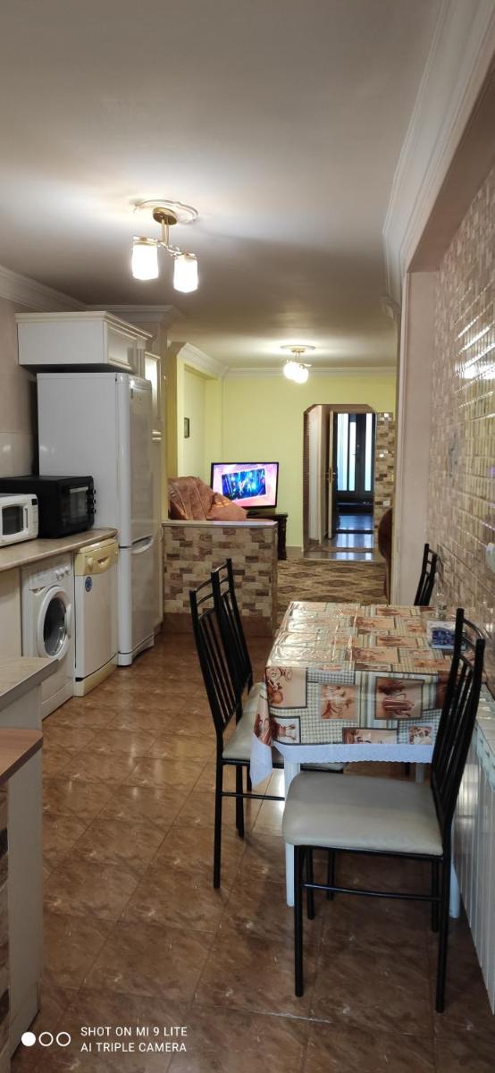 Suitetrails - Lux Apartment
