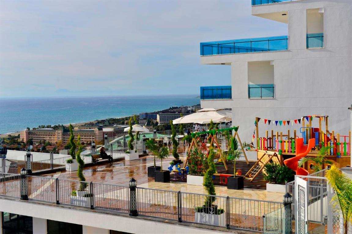 Absolute @ Elite Admiral Residences - Housity