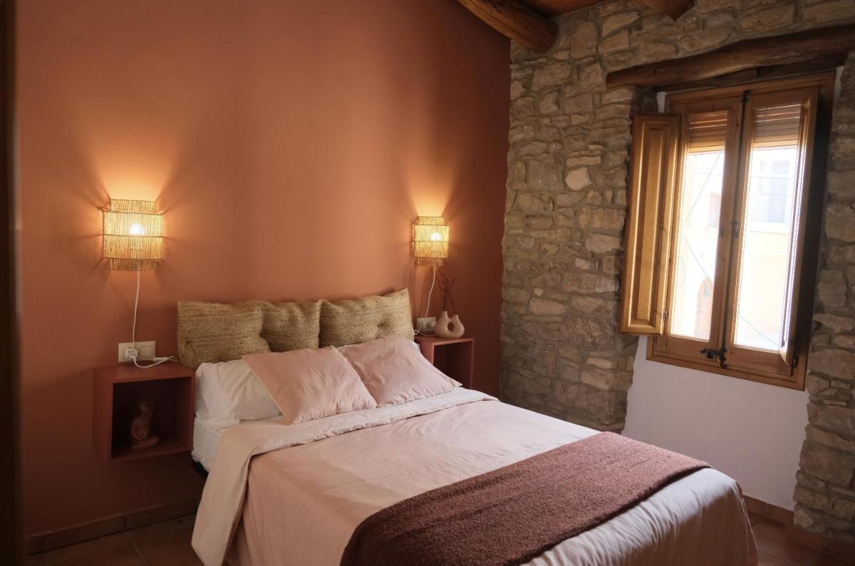 Cal Caminer Casa rural con piscina y barbacoa - Housity