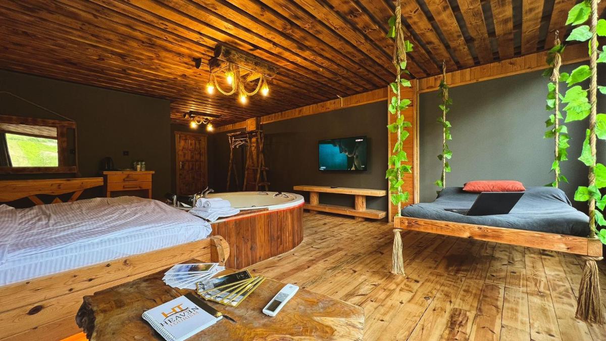 Heaven Wooden Vip Bungalow - Housity