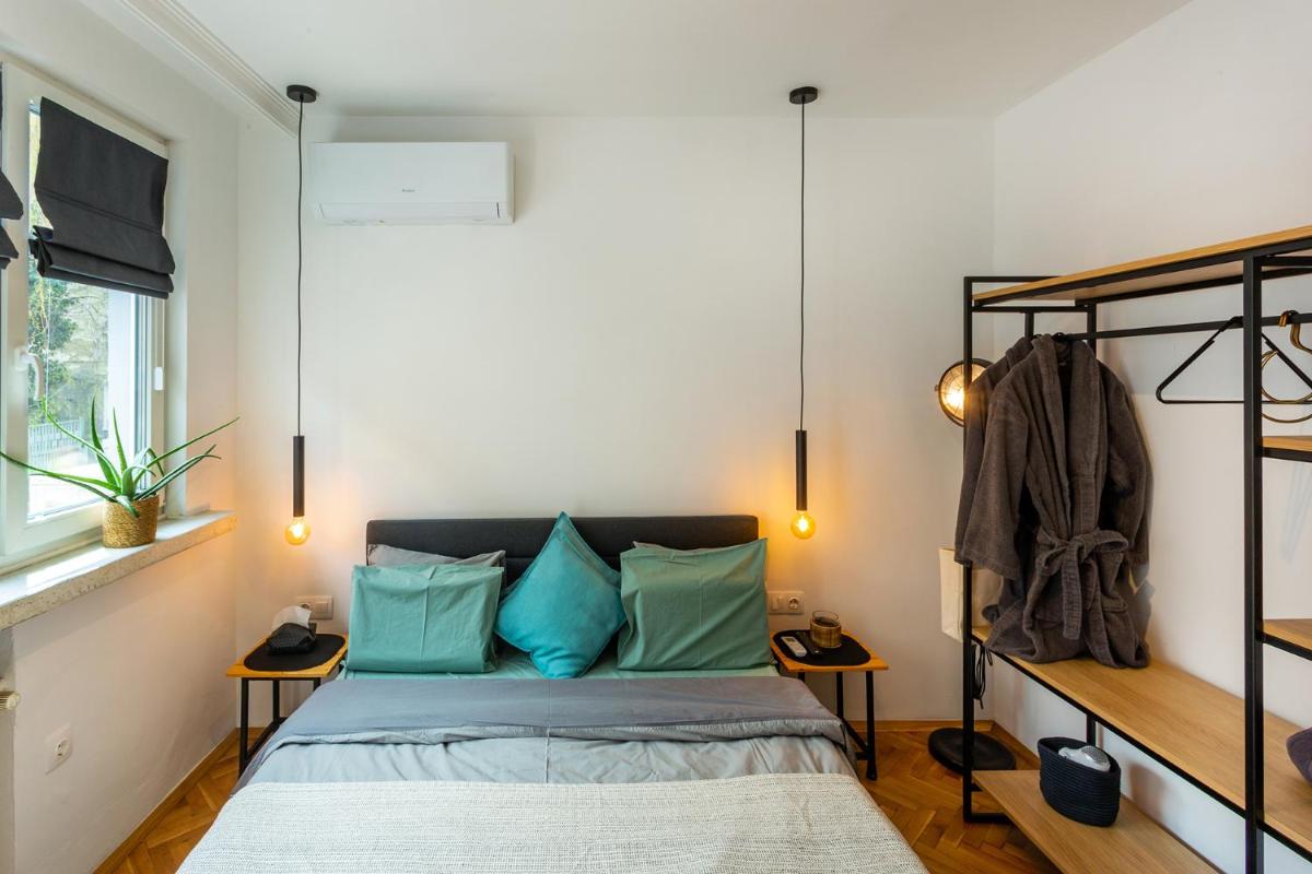 Suitetrails - Sofia Downtown Boutique Apartment