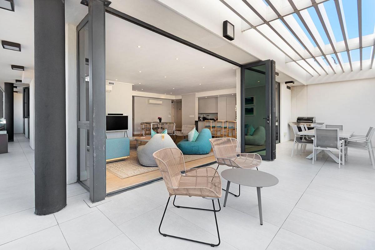 35 On Main by Stay In Luxury - Housity