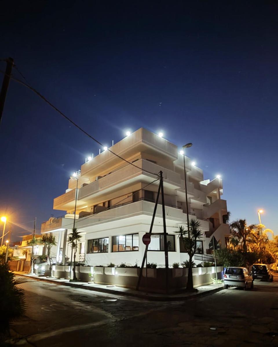 Hotel Baia del Cigno - Housity