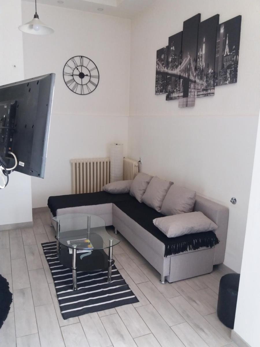 Bianco nero appartamento - Housity