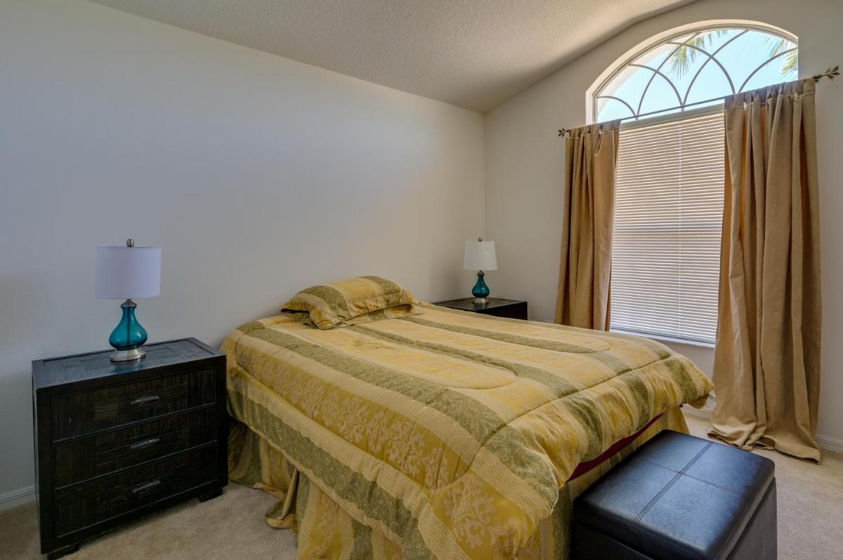 Cozy Zephyrhills Home - 6 Mi to Epperson Lagoon - Housity