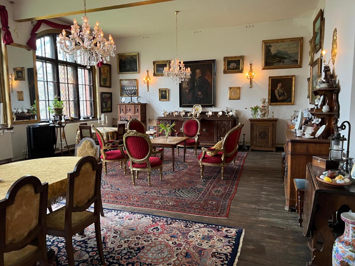 Park Villa Reichenbach - Housity