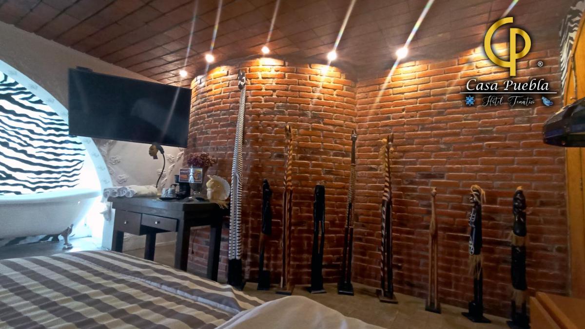 Hotel Temático Casa Puebla - Housity